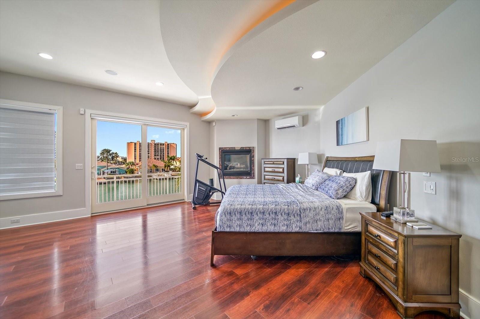 42 MIDWAY IS, CLEARWATER, FL, 33767