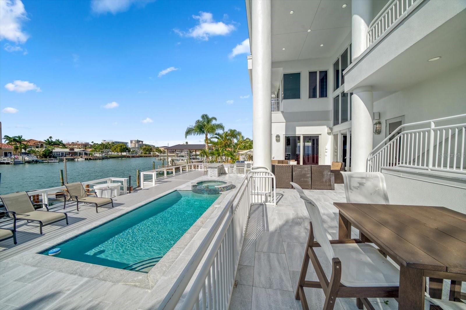 42 MIDWAY IS, CLEARWATER, FL, 33767