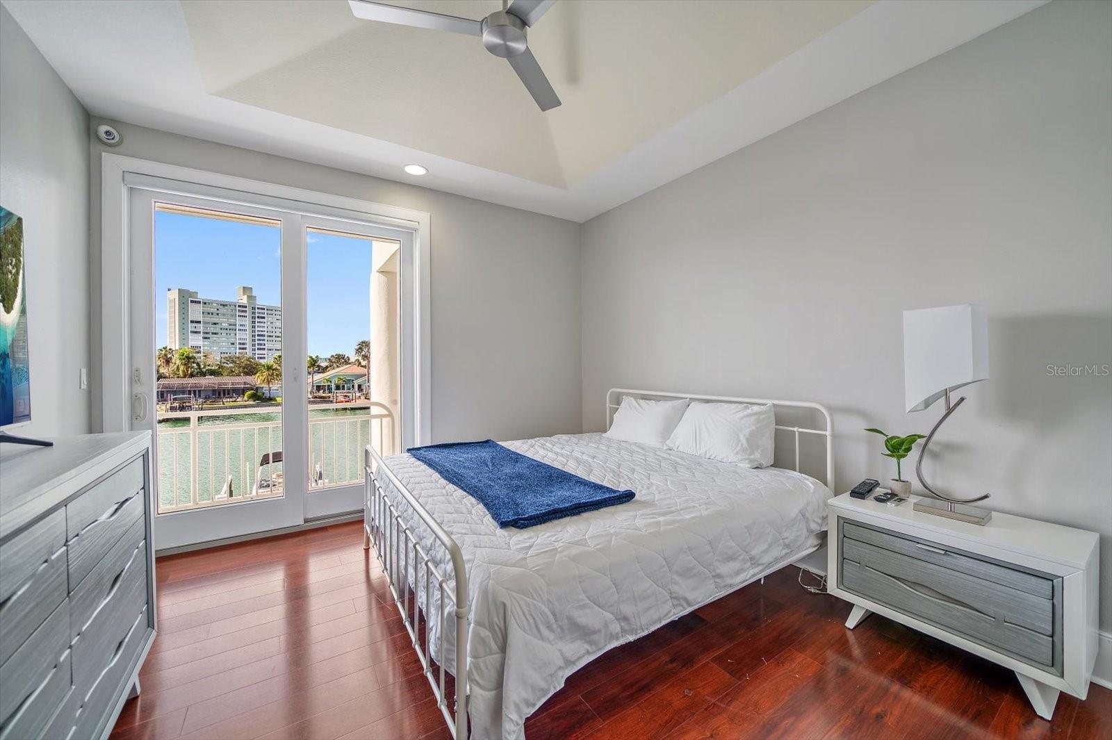 42 MIDWAY IS, CLEARWATER, FL, 33767