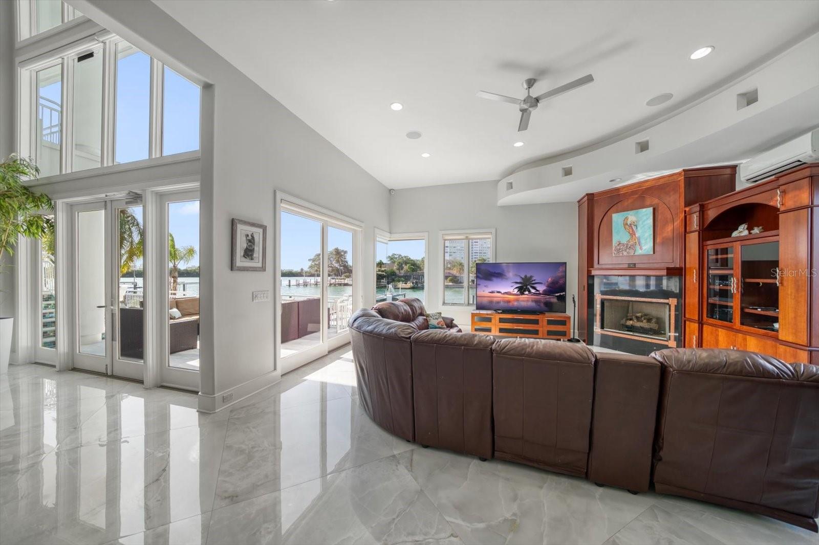 42 MIDWAY IS, CLEARWATER, FL, 33767
