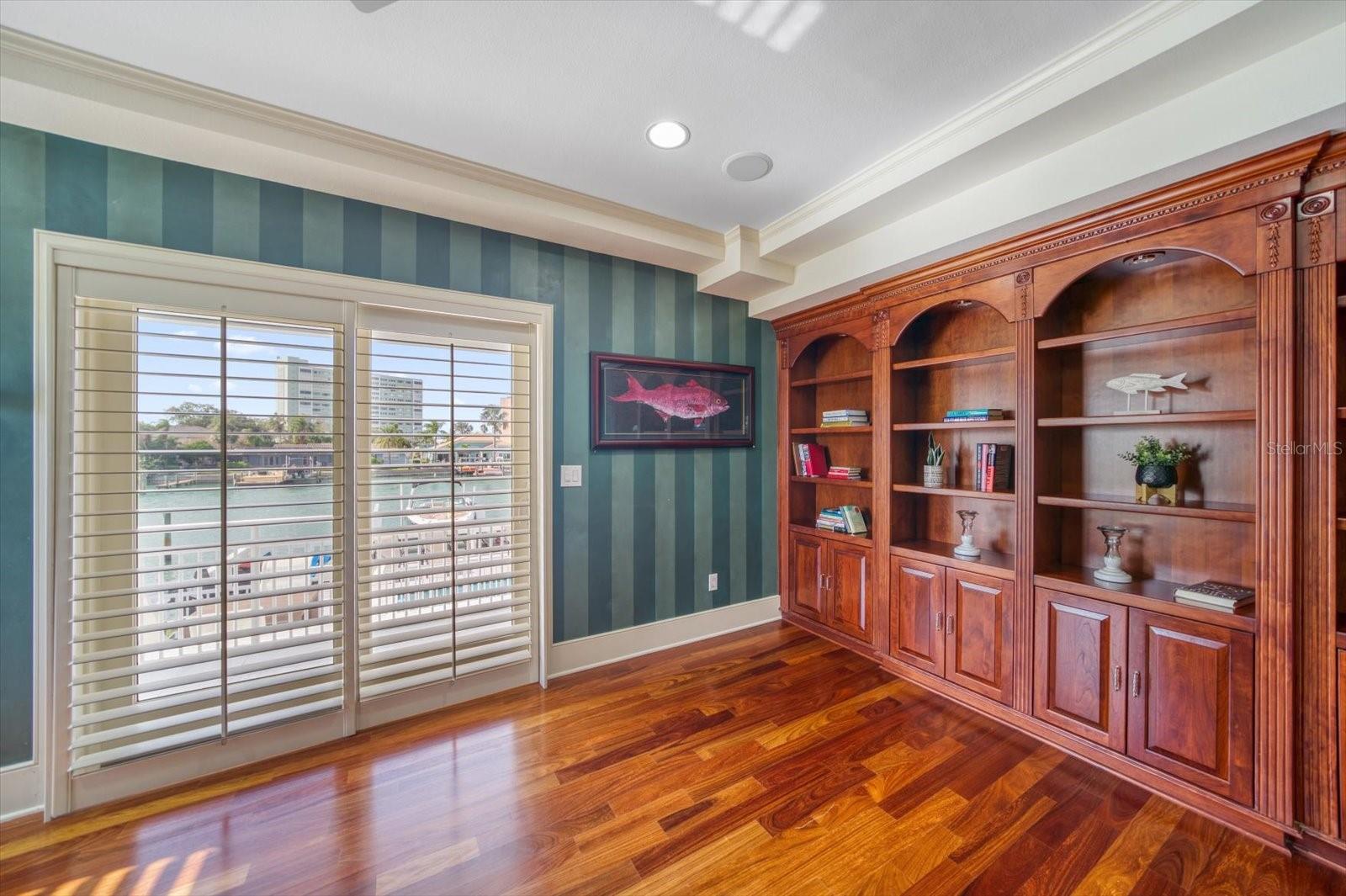 42 MIDWAY IS, CLEARWATER, FL, 33767