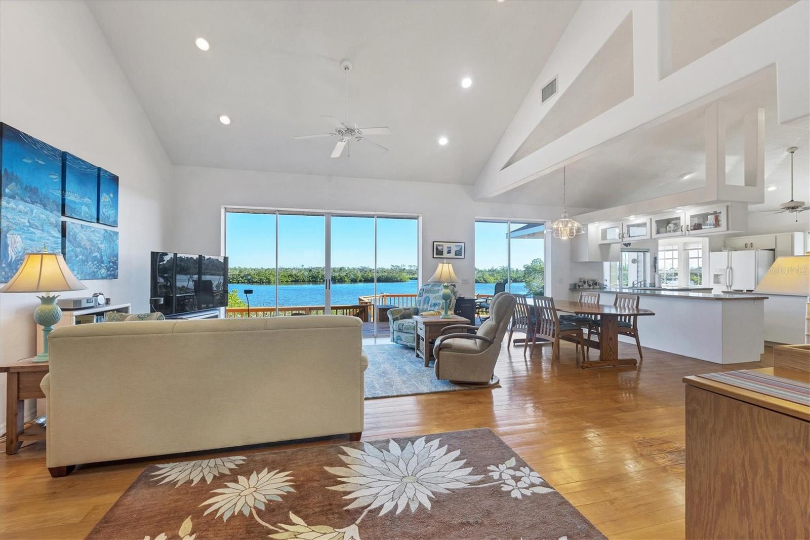 13044 VIA CASSIA, PLACIDA, FL, 33946