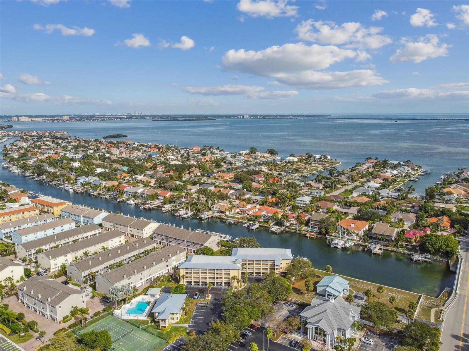 1125 PINELLAS BAYWAY S #302, TIERRA VERDE, FL, 33715