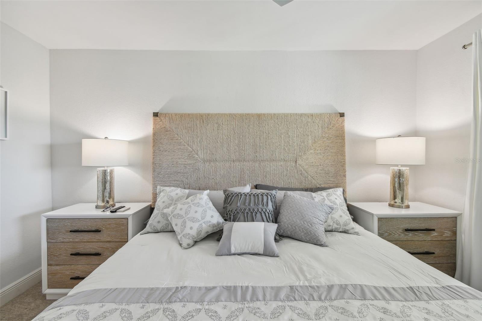 1125 PINELLAS BAYWAY S #302, TIERRA VERDE, FL, 33715