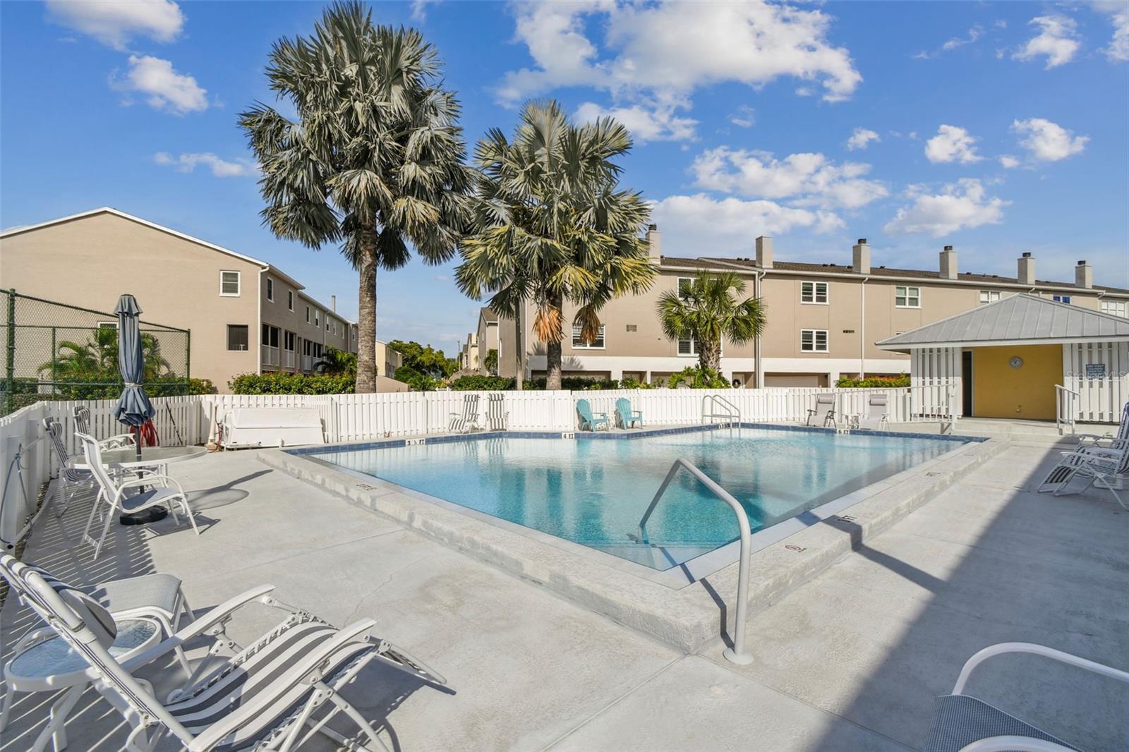 1125 PINELLAS BAYWAY S #302, TIERRA VERDE, FL, 33715