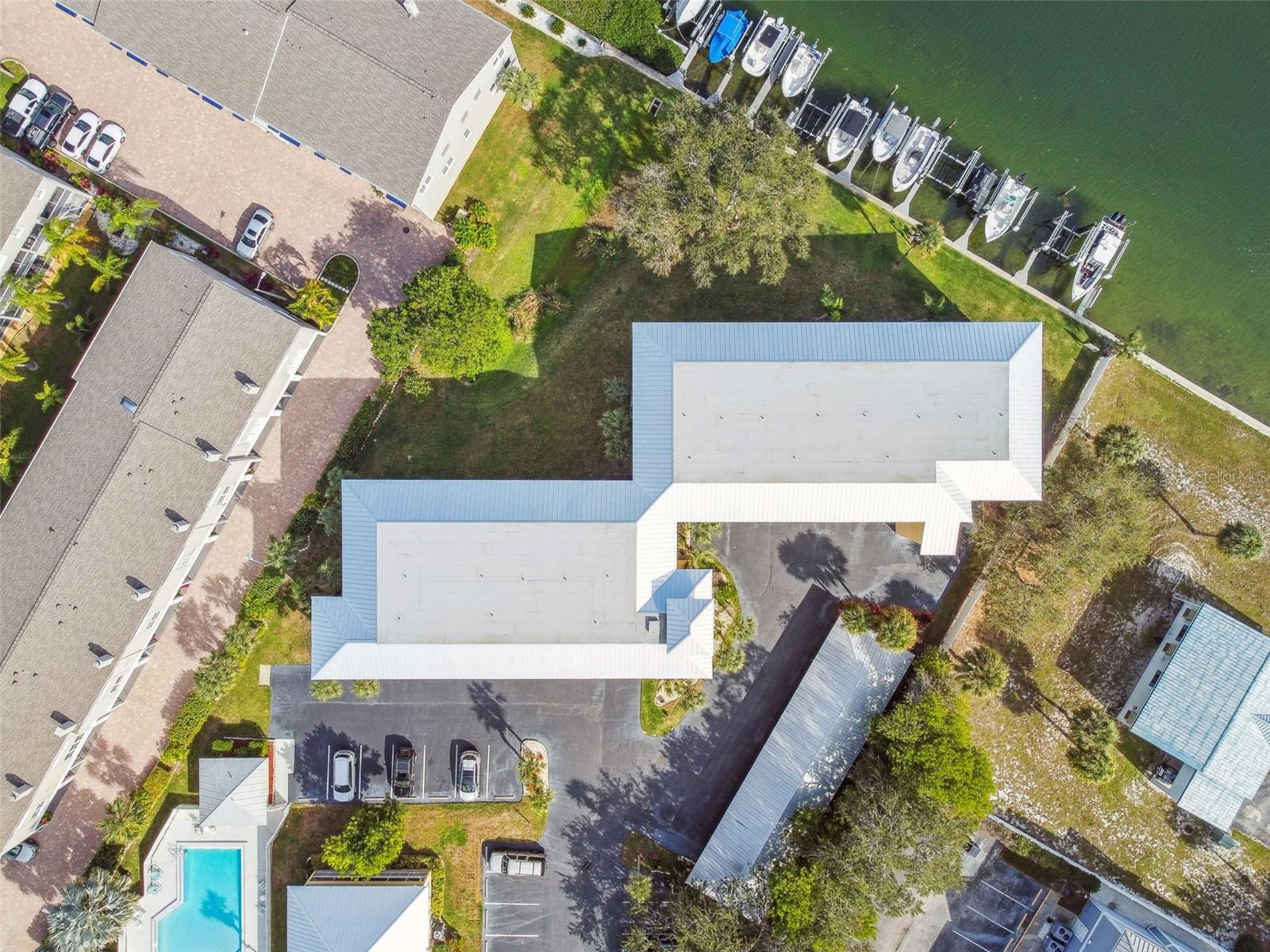 1125 PINELLAS BAYWAY S #302, TIERRA VERDE, FL, 33715