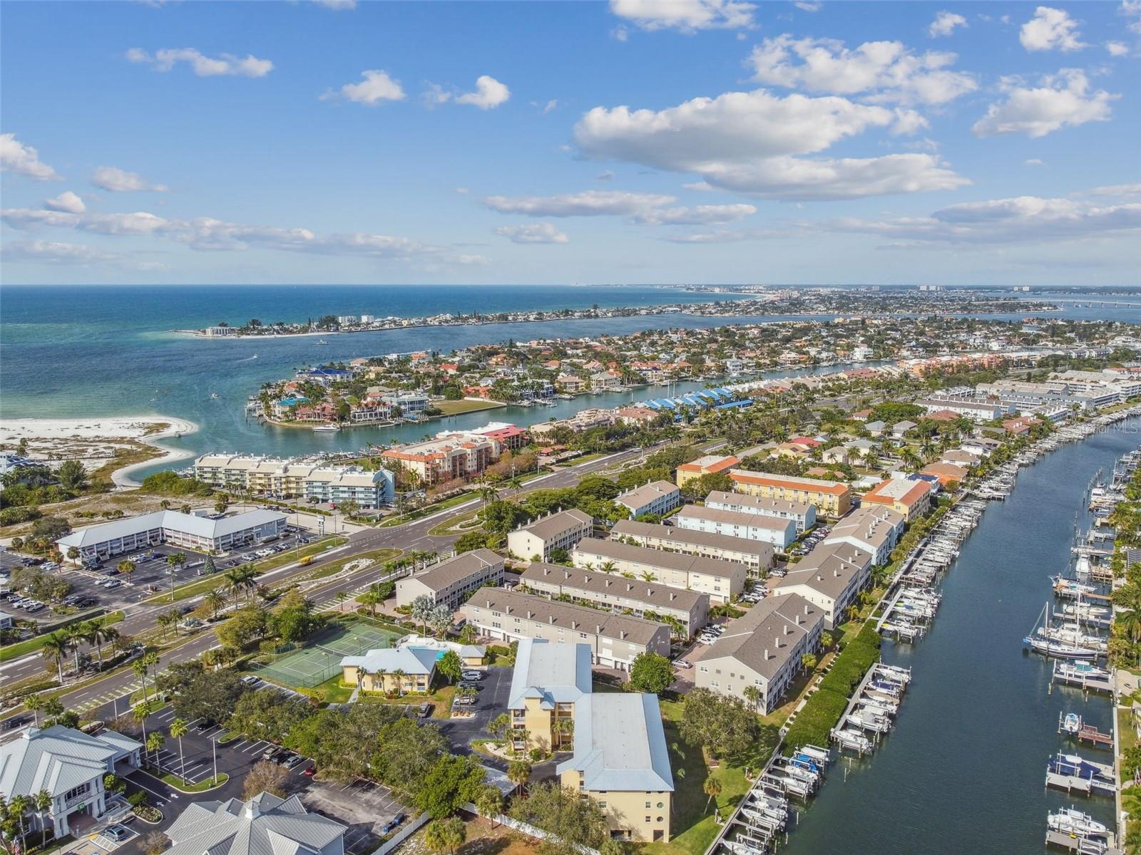 1125 PINELLAS BAYWAY S #302, TIERRA VERDE, FL, 33715