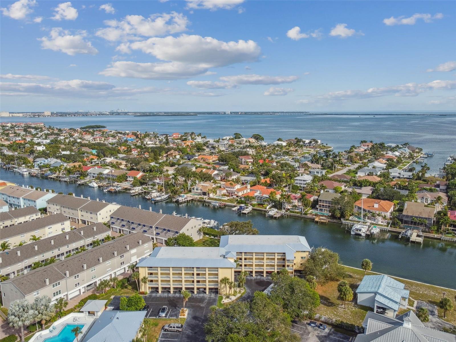 1125 PINELLAS BAYWAY S #302, TIERRA VERDE, FL, 33715