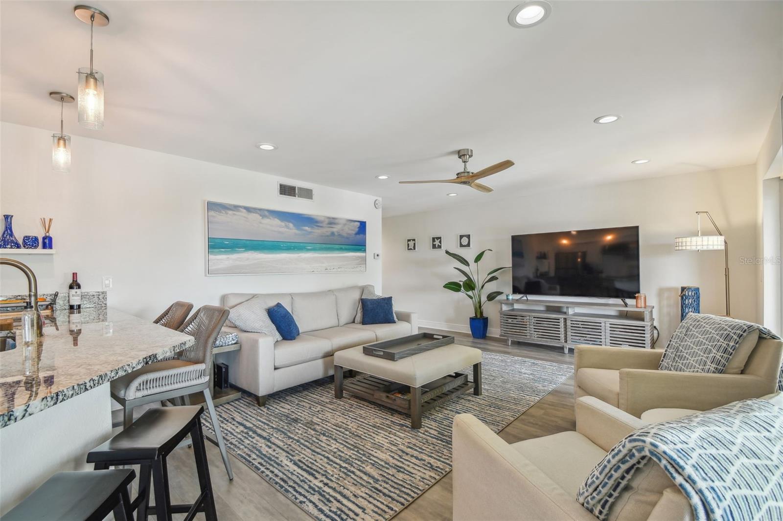 1125 PINELLAS BAYWAY S #302, TIERRA VERDE, FL, 33715