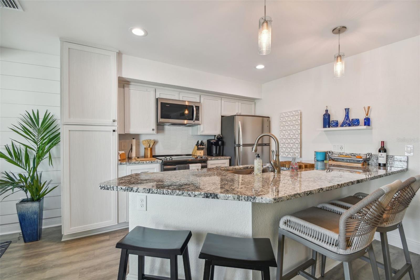 1125 PINELLAS BAYWAY S #302, TIERRA VERDE, FL, 33715