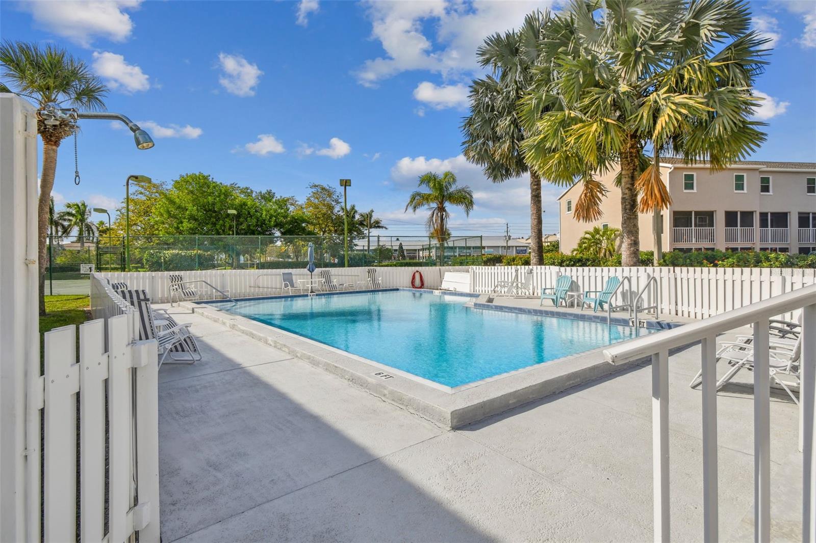 1125 PINELLAS BAYWAY S #302, TIERRA VERDE, FL, 33715