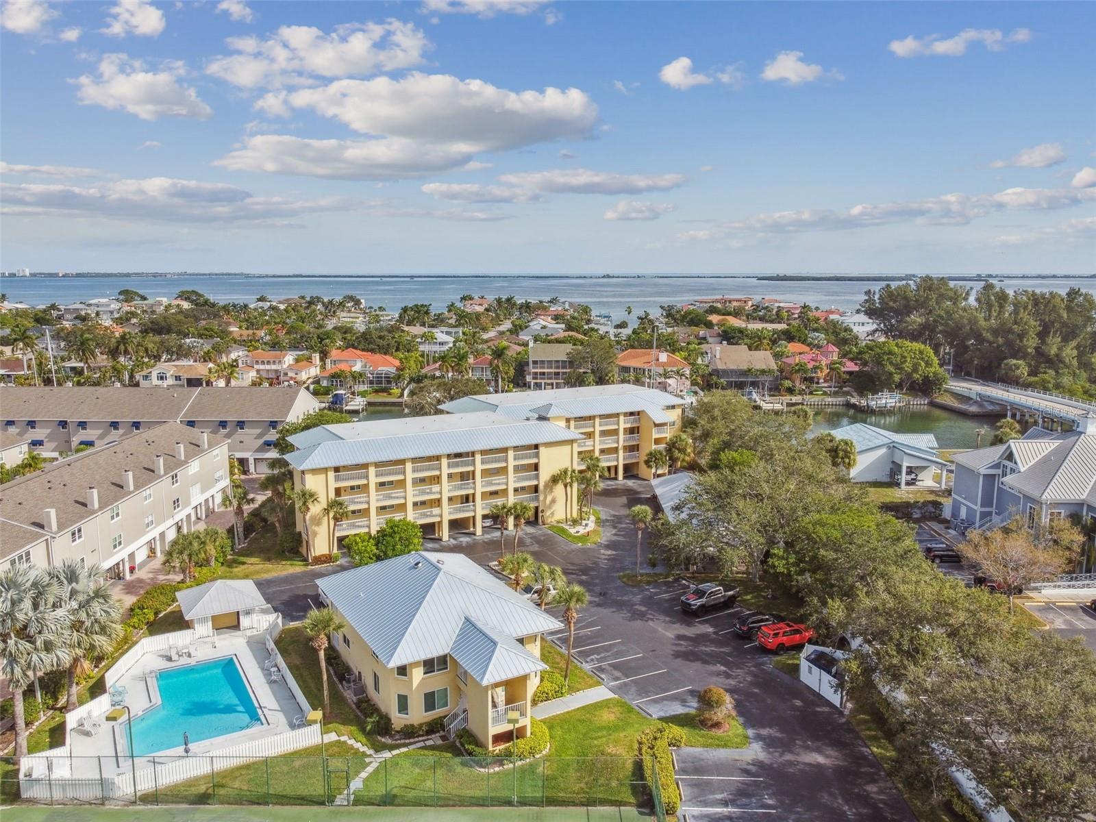 1125 PINELLAS BAYWAY S #302, TIERRA VERDE, FL, 33715