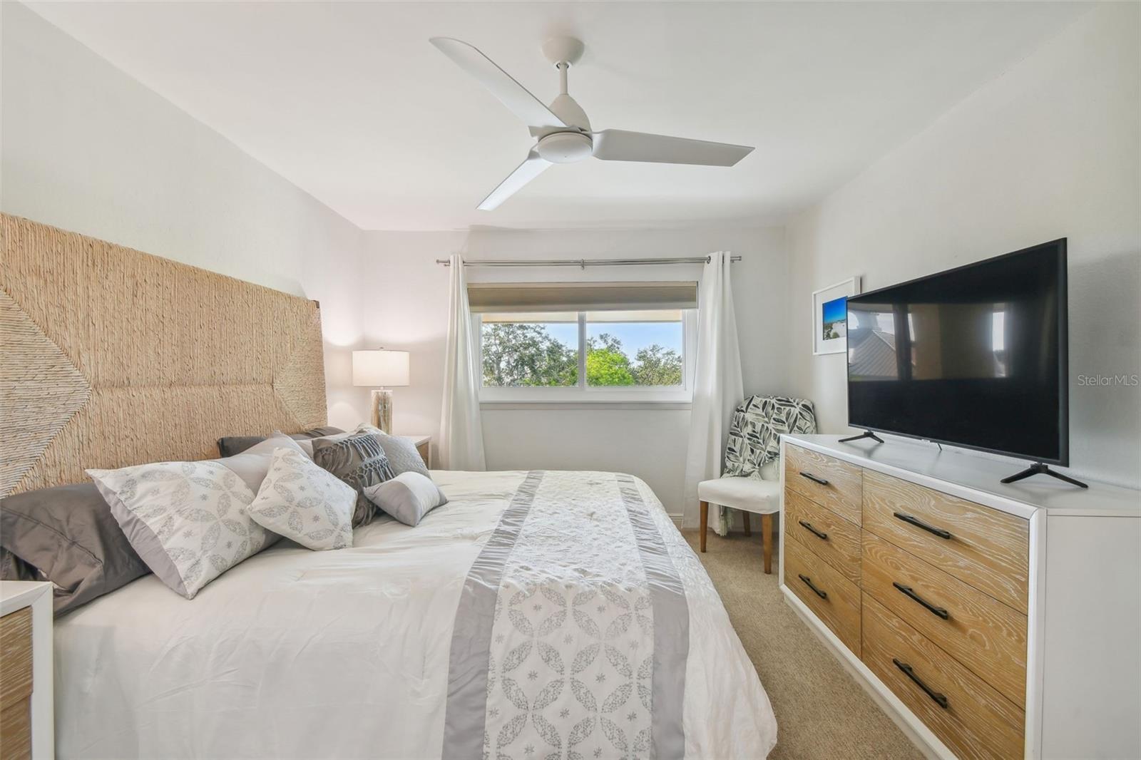 1125 PINELLAS BAYWAY S #302, TIERRA VERDE, FL, 33715