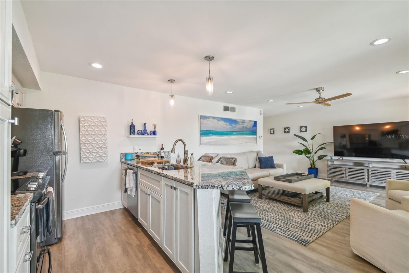 1125 PINELLAS BAYWAY S #302, TIERRA VERDE, FL, 33715