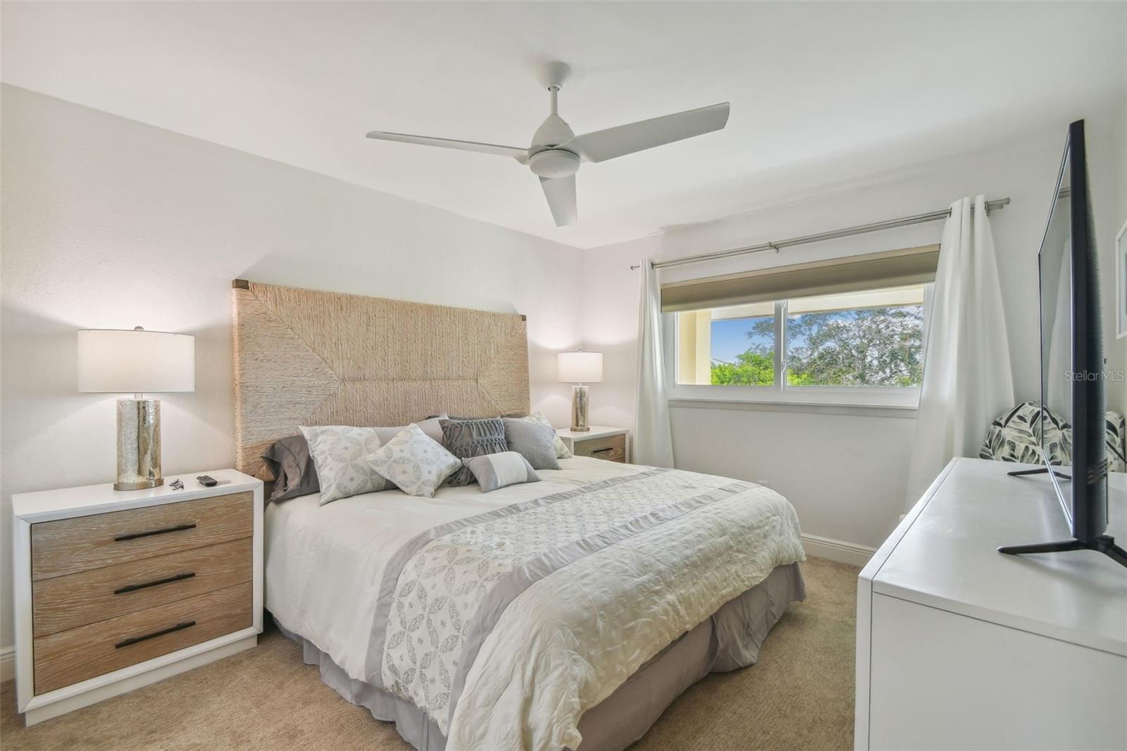 1125 PINELLAS BAYWAY S #302, TIERRA VERDE, FL, 33715