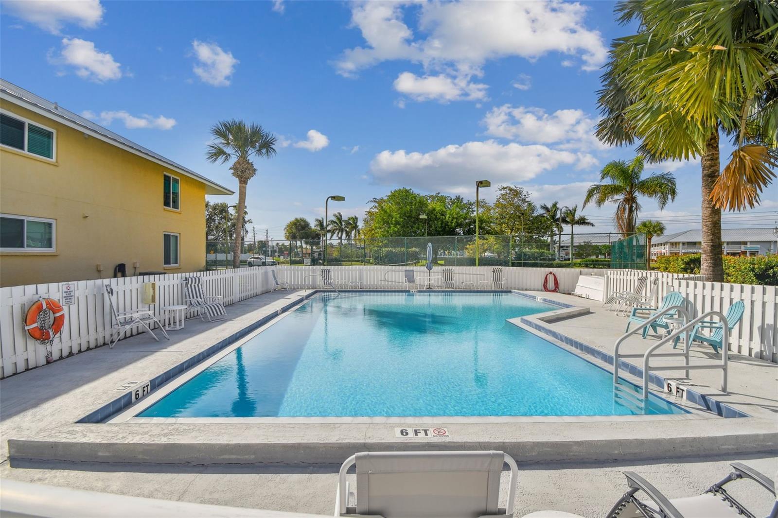 1125 PINELLAS BAYWAY S #302, TIERRA VERDE, FL, 33715