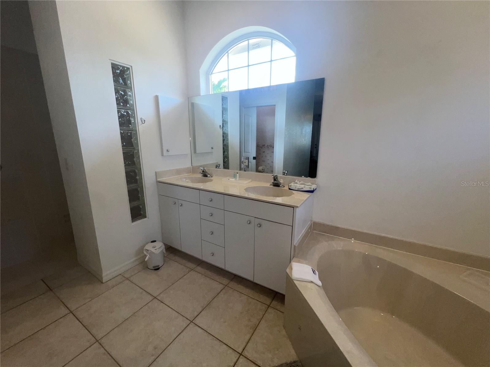 5011 KEY LARGO DR, PUNTA GORDA, FL, 33950