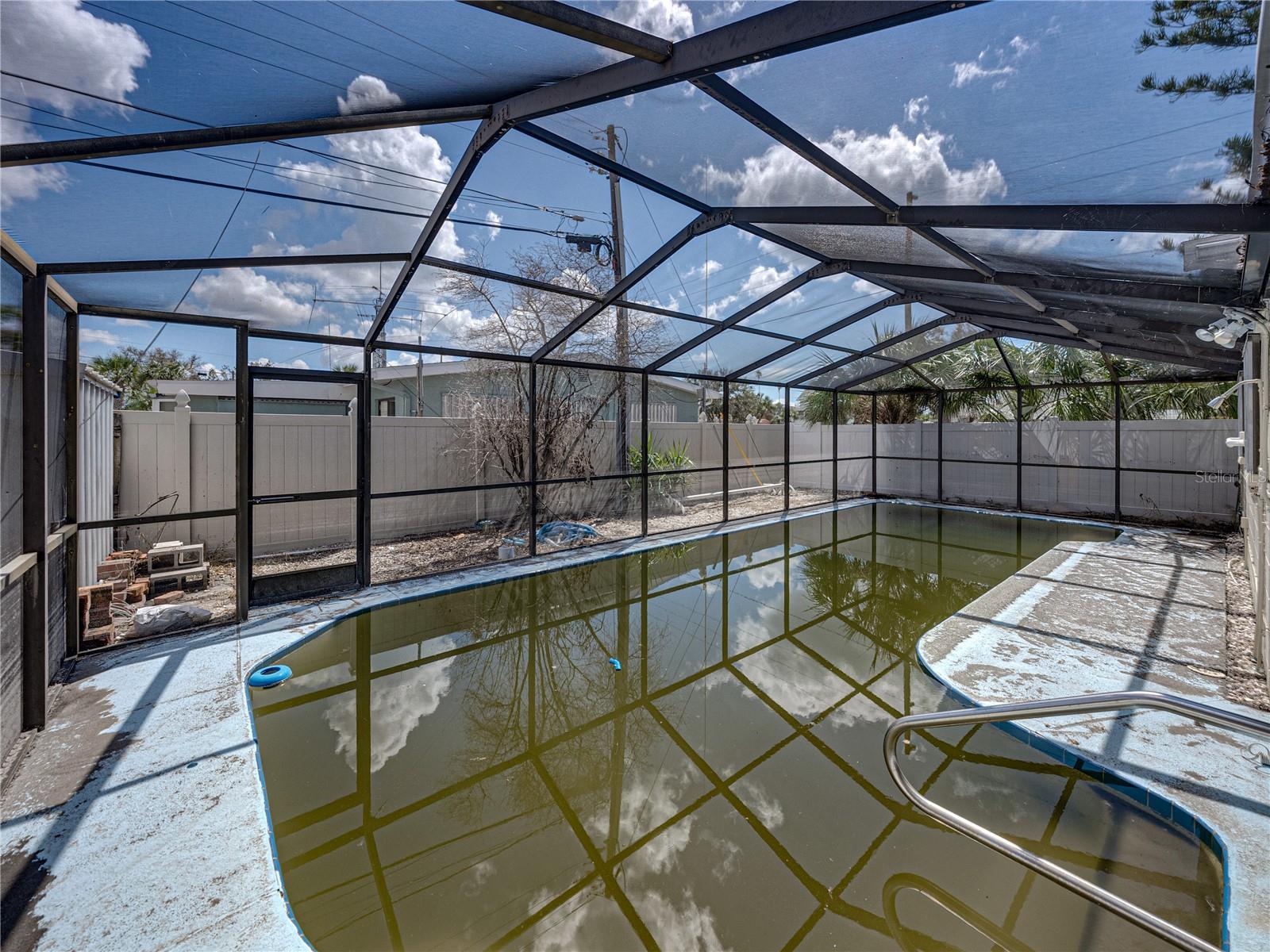 16003 2ND ST E, REDINGTON BEACH, FL, 33708