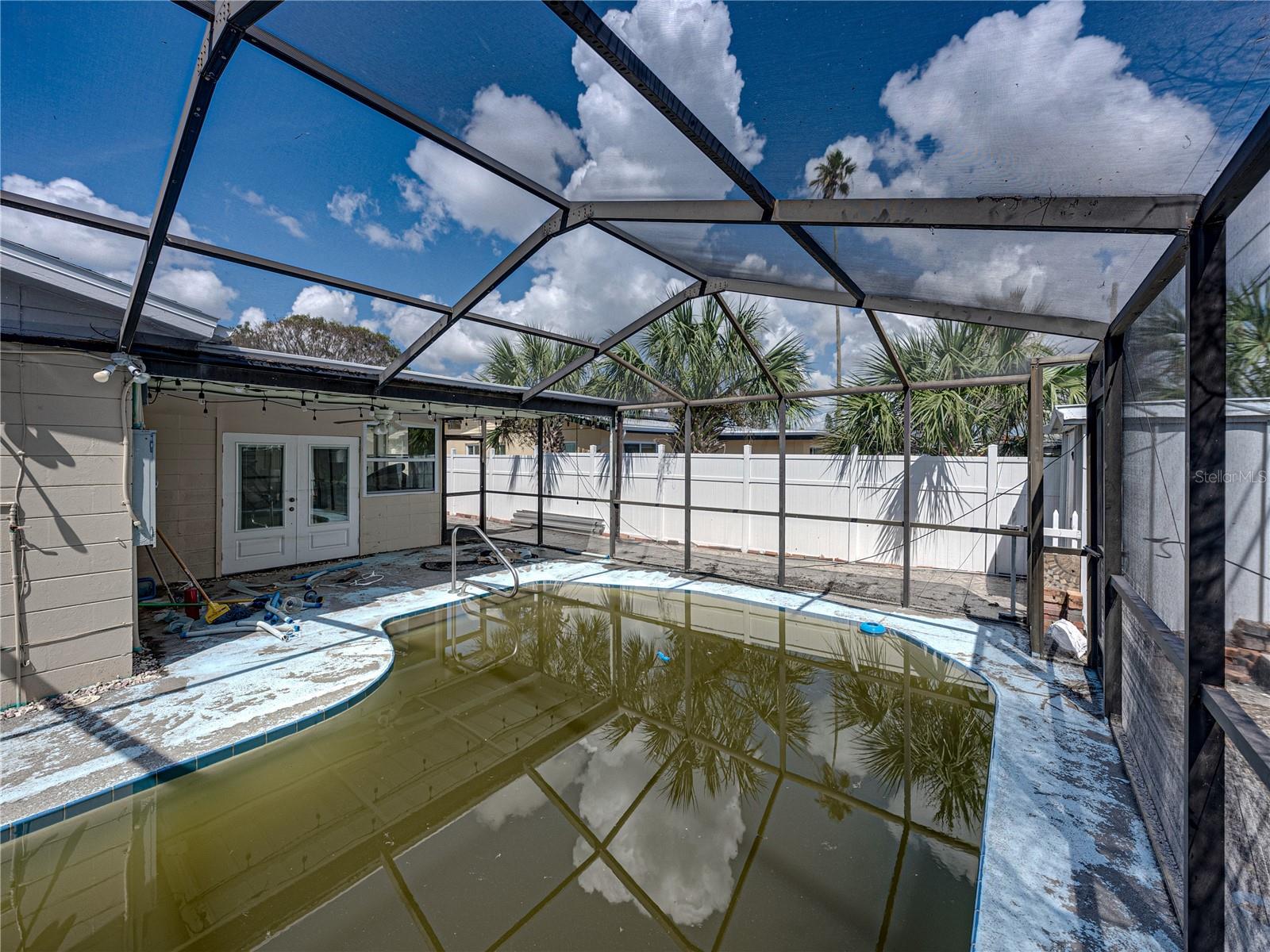 16003 2ND ST E, REDINGTON BEACH, FL, 33708