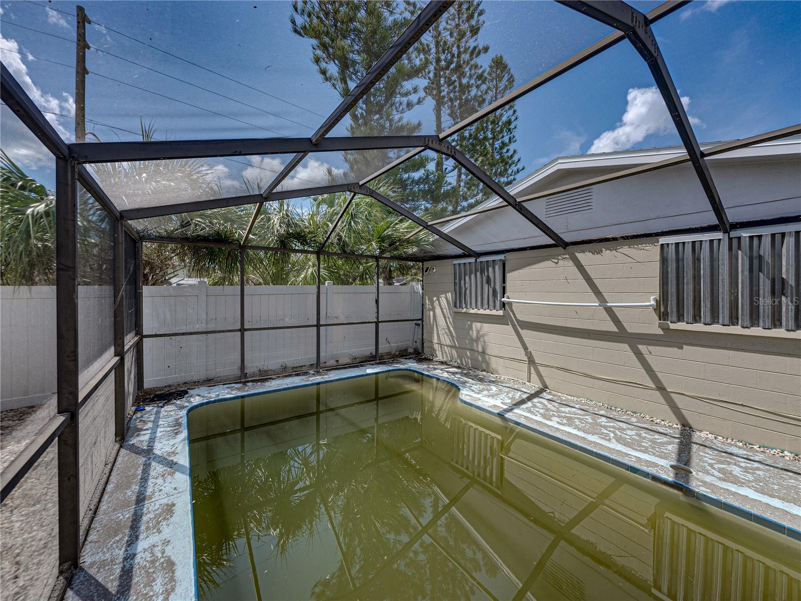16003 2ND ST E, REDINGTON BEACH, FL, 33708
