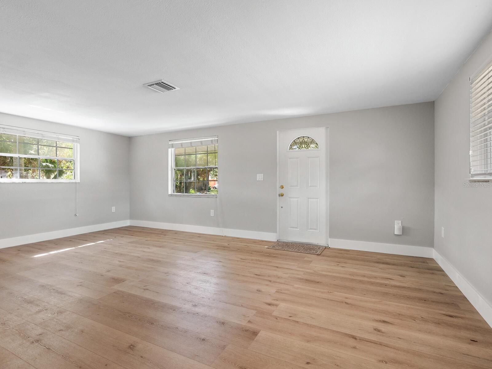 620 N SHADE AVE, SARASOTA, FL, 34237