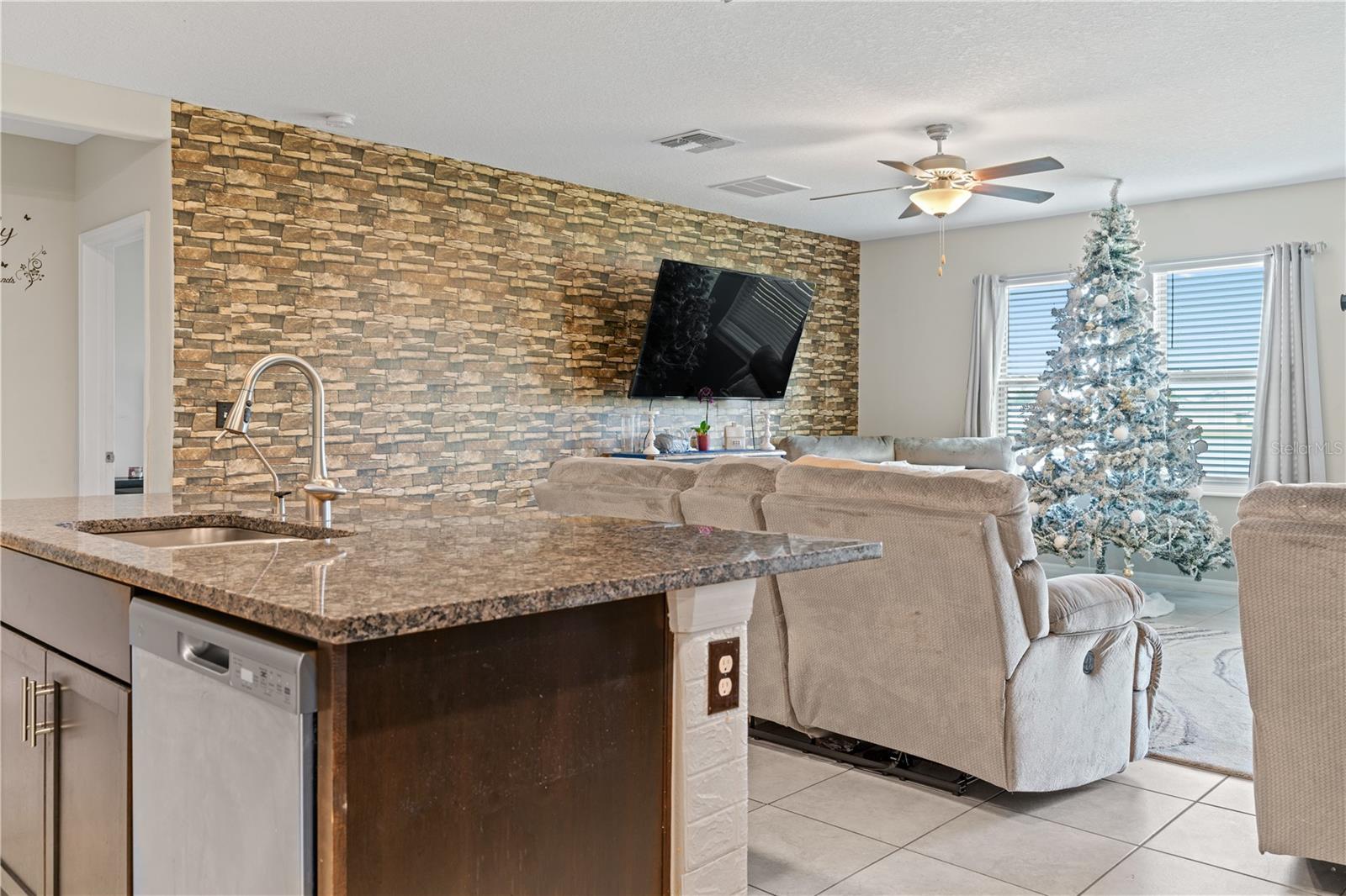 5462 GRAYS HARBOR CT, WIMAUMA, FL, 33598