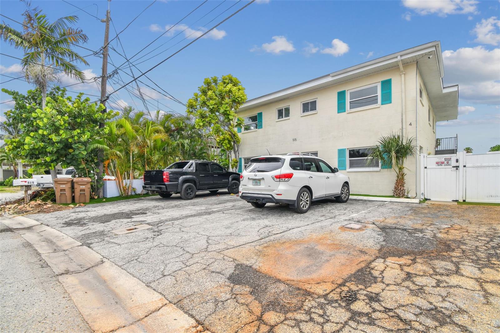 515 129TH AVE E, MADEIRA BEACH, FL, 33708