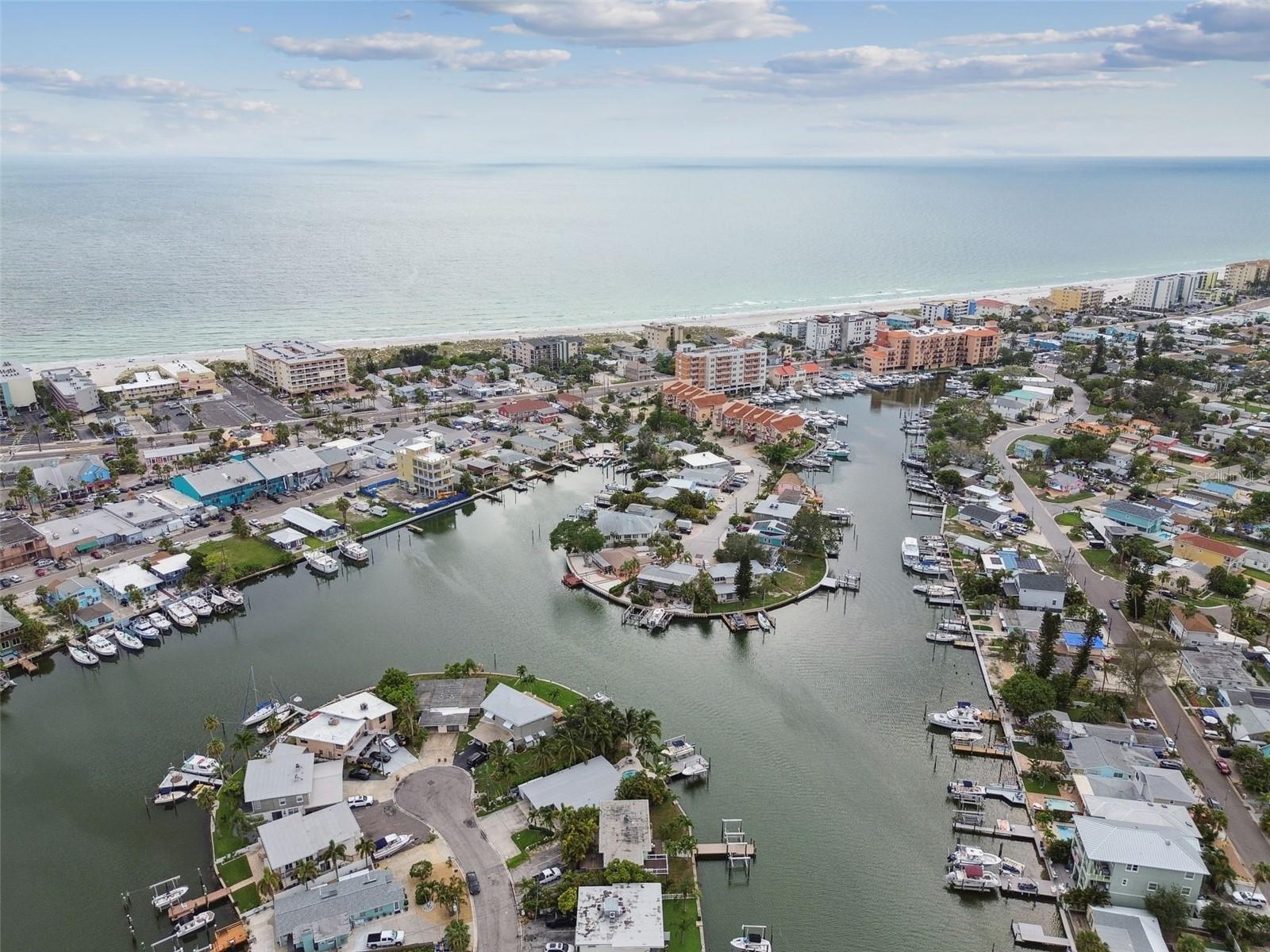 515 129TH AVE E, MADEIRA BEACH, FL, 33708