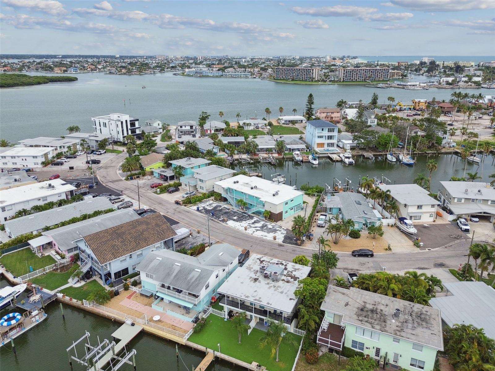 515 129TH AVE E, MADEIRA BEACH, FL, 33708