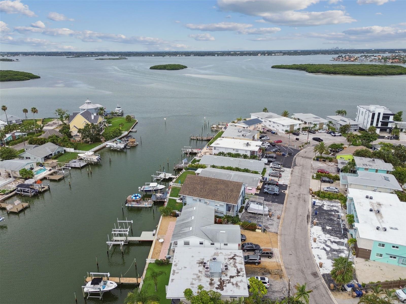 515 129TH AVE E, MADEIRA BEACH, FL, 33708