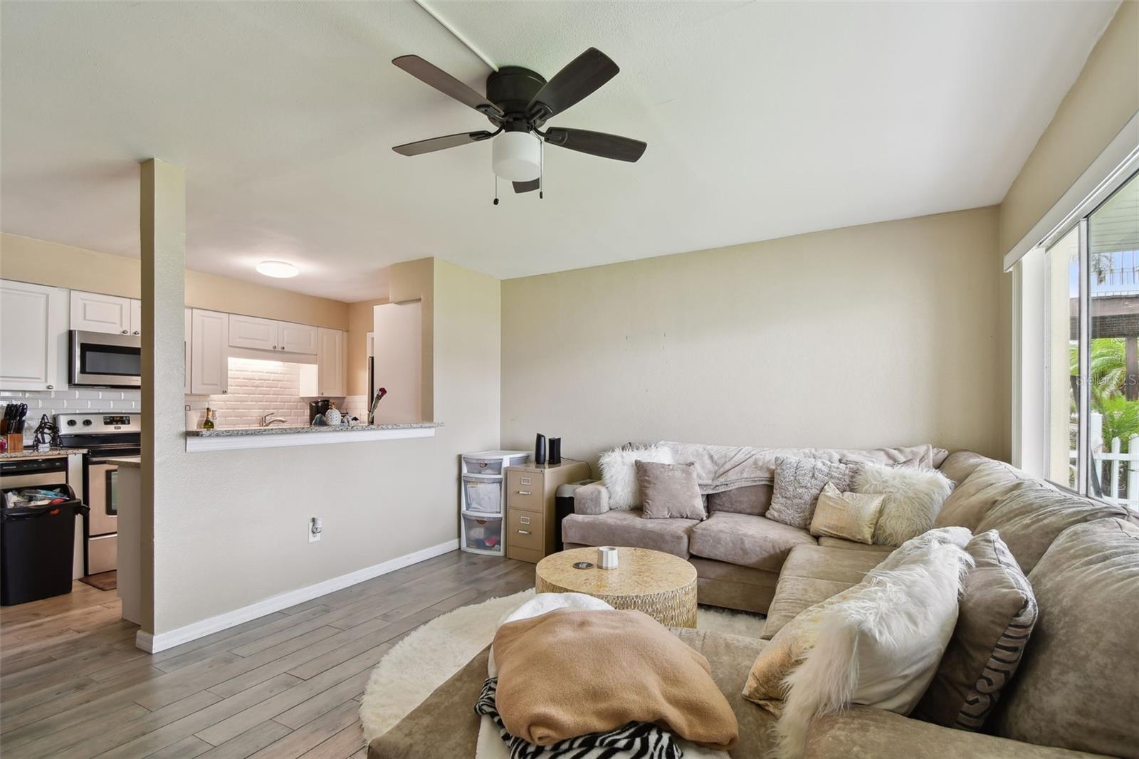 515 129TH AVE E, MADEIRA BEACH, FL, 33708