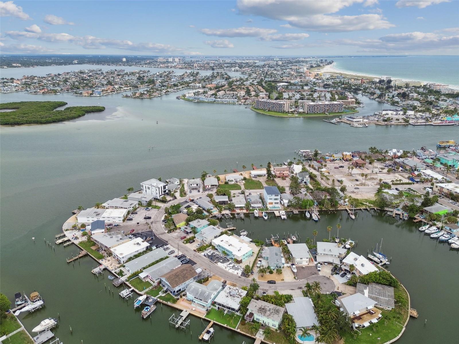 515 129TH AVE E, MADEIRA BEACH, FL, 33708