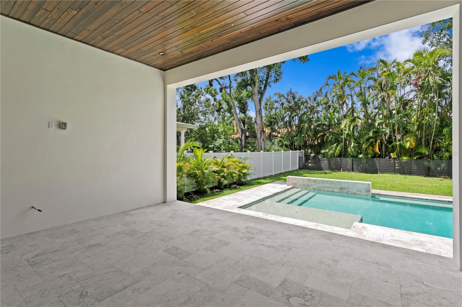 T3491891 Property Photo