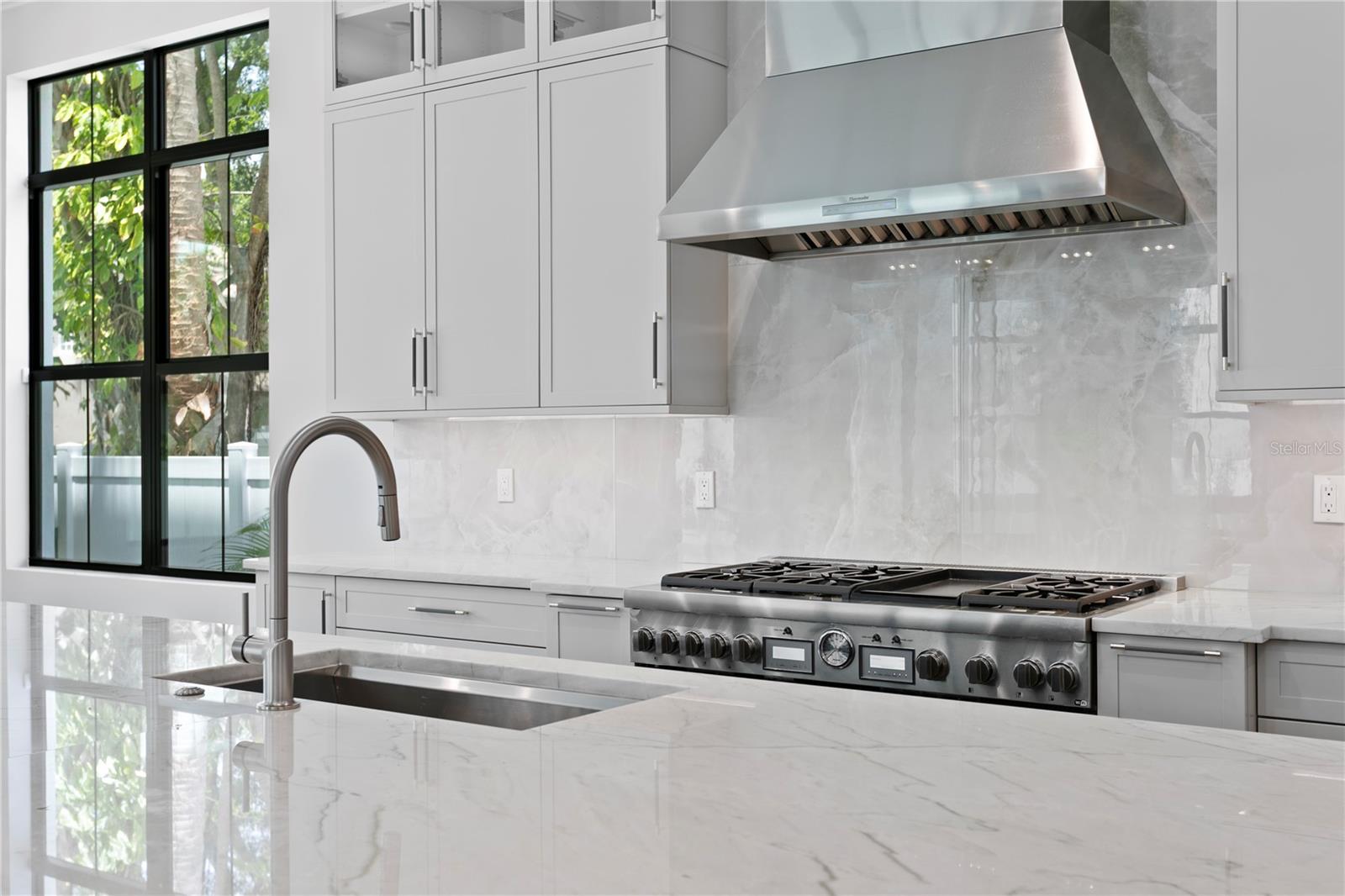 T3491891 Property Photo