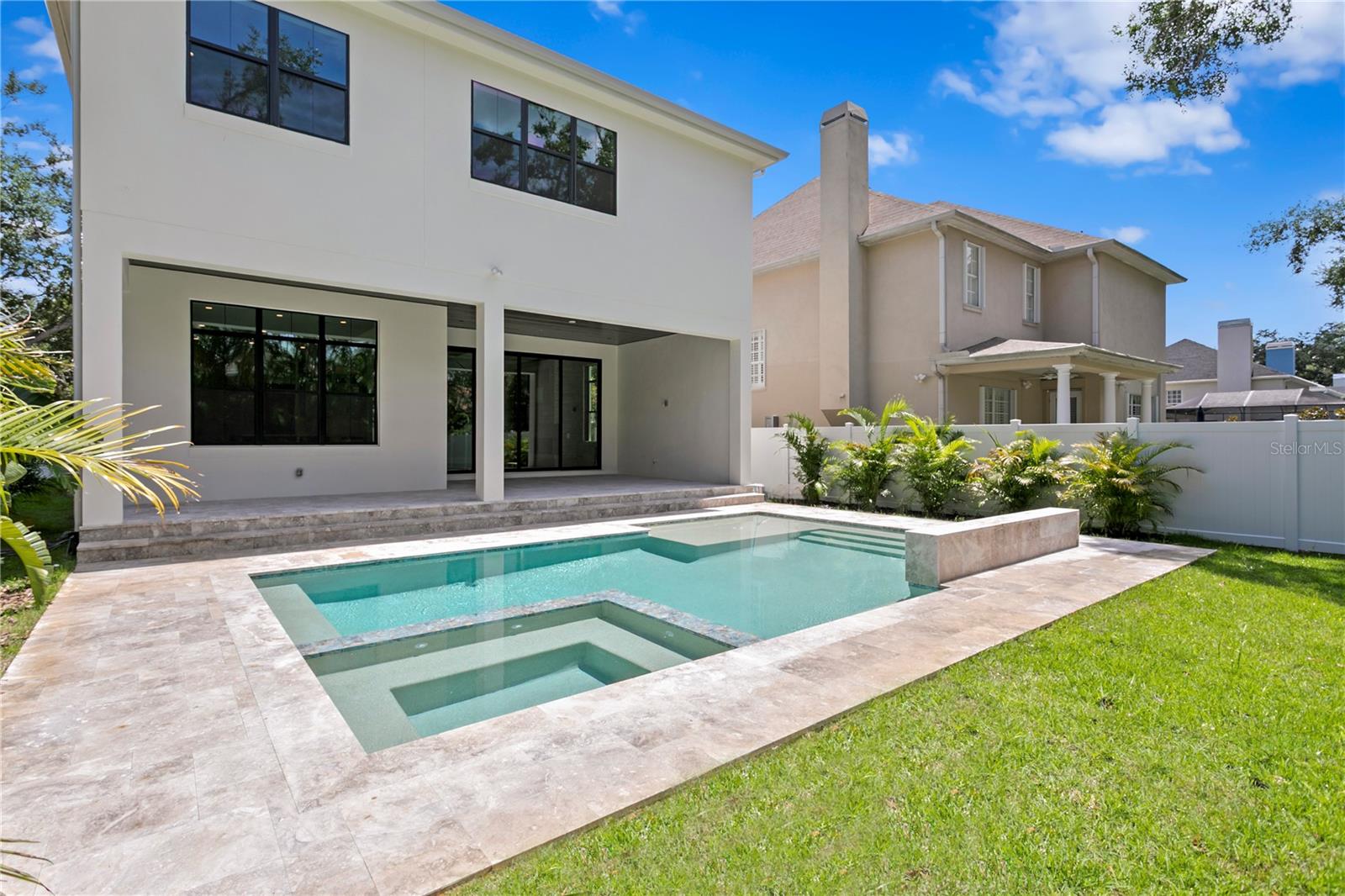 T3491891 Property Photo