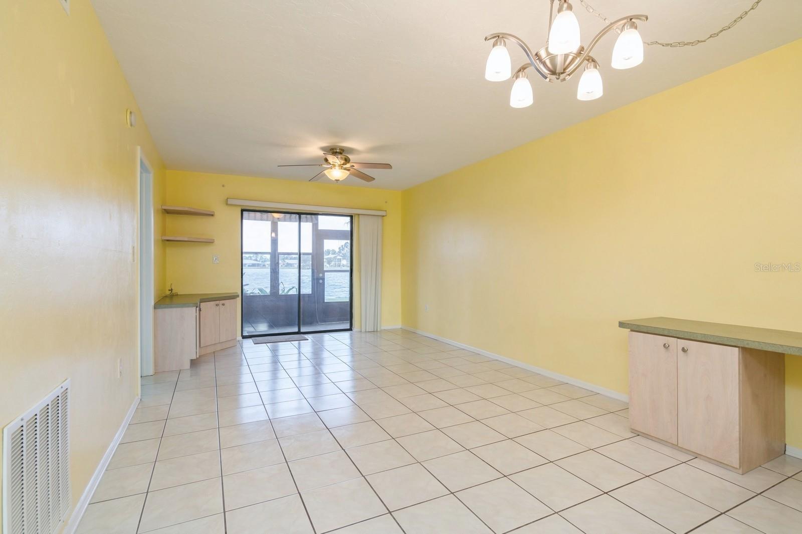 25275 RAMPART BLVD #303, PUNTA GORDA, FL, 33983