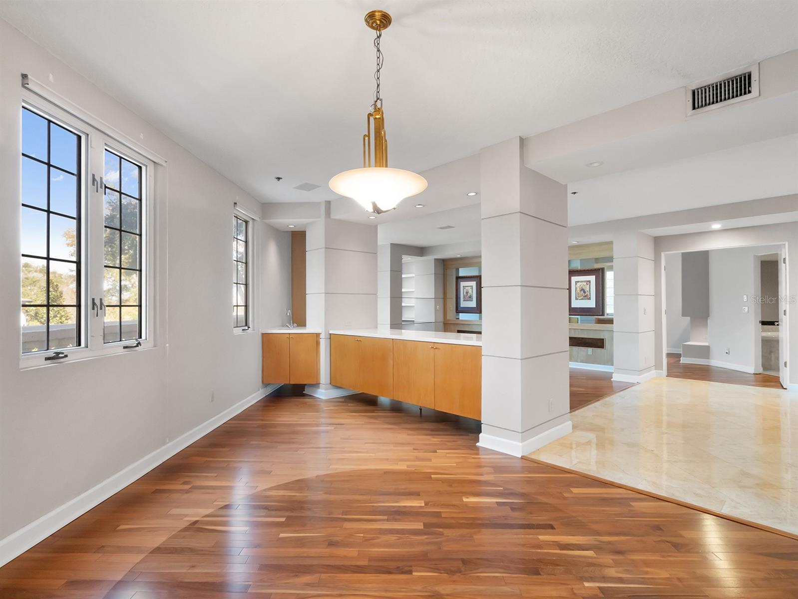 1110 W IVANHOE BLVD #6, ORLANDO, FL, 32804
