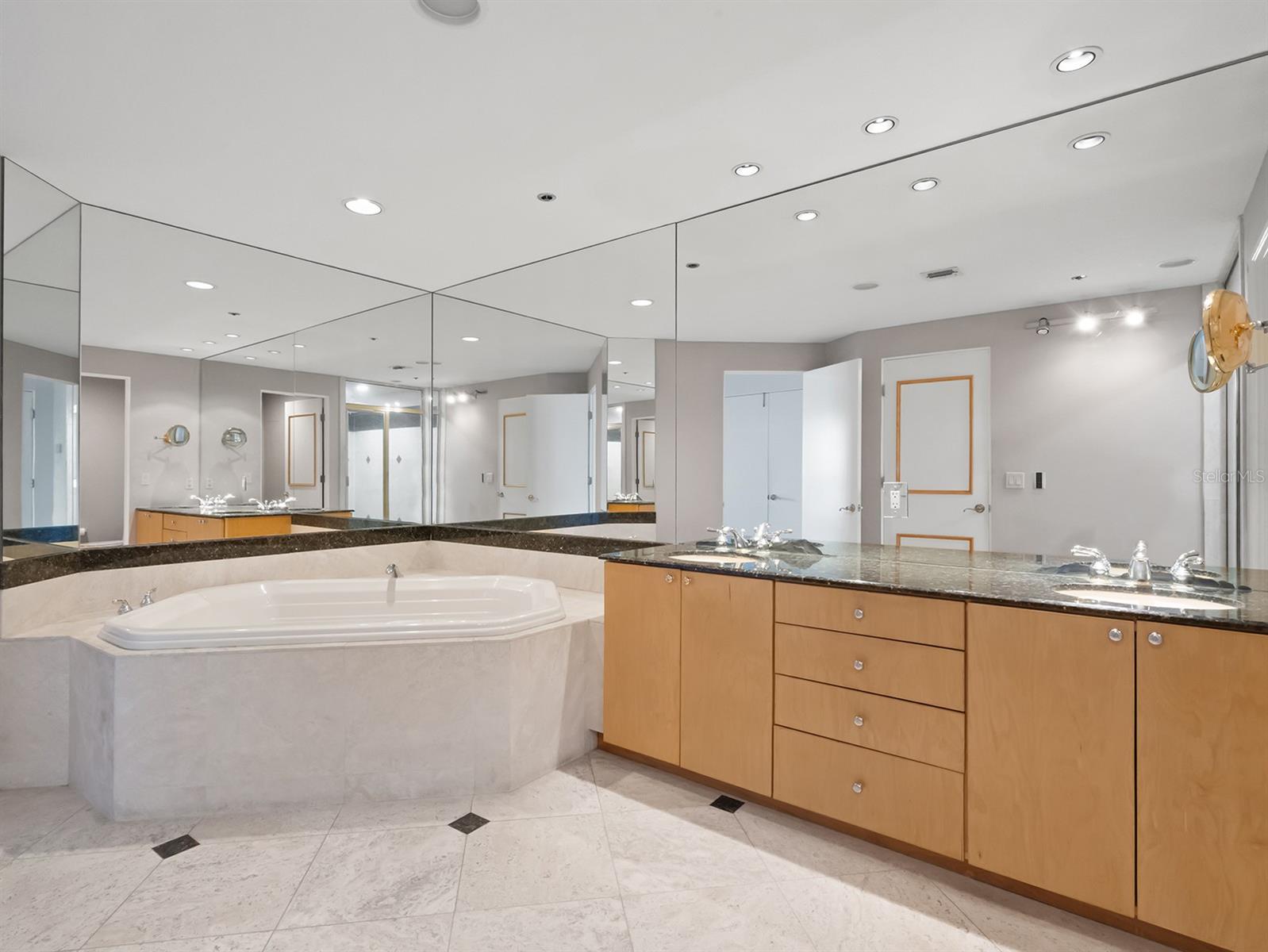 1110 W IVANHOE BLVD #6, ORLANDO, FL, 32804