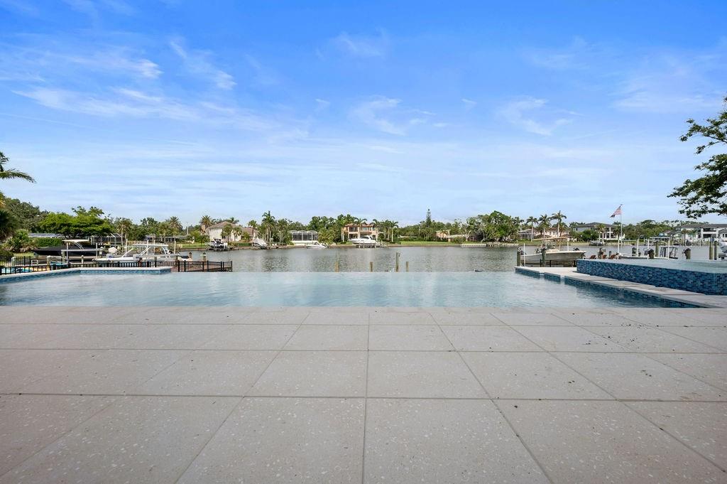 A4592737 Property Photo