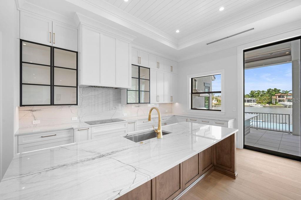 A4592737 Property Photo
