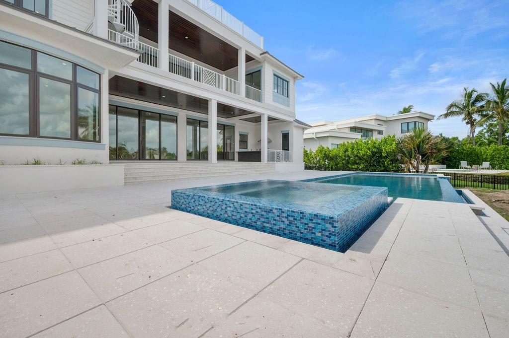 A4592737 Property Photo