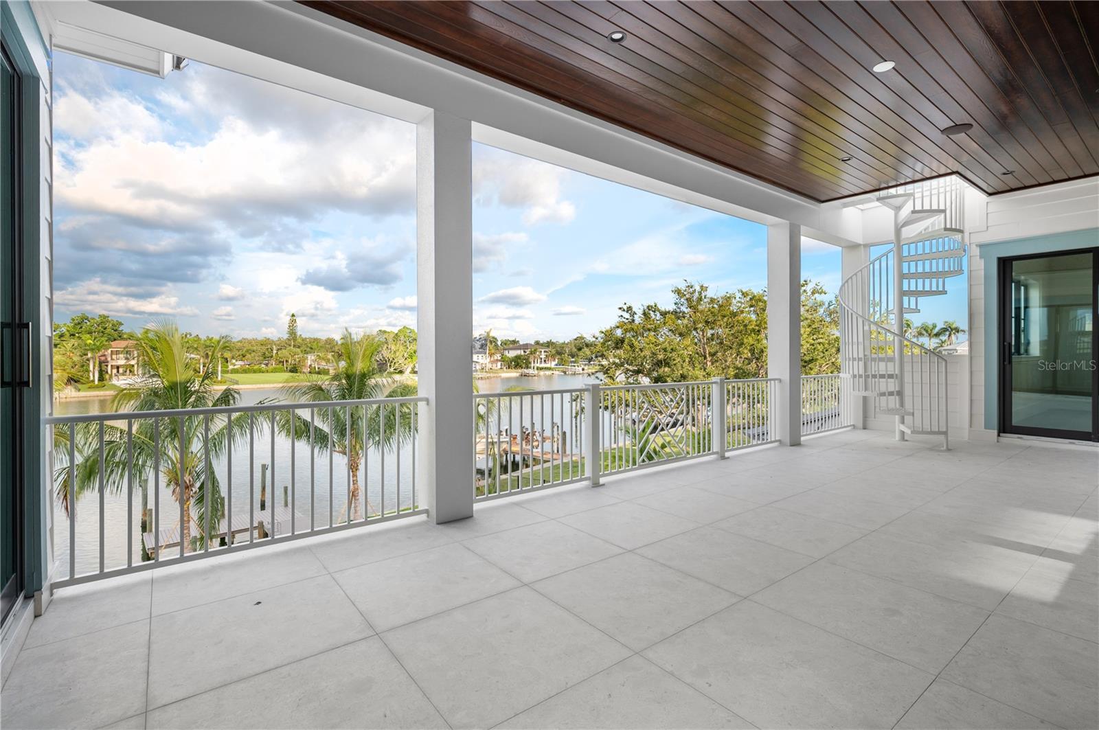 A4592737 Property Photo