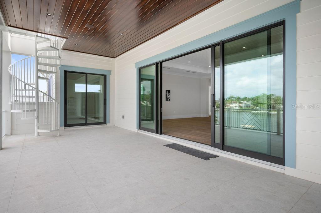 A4592737 Property Photo