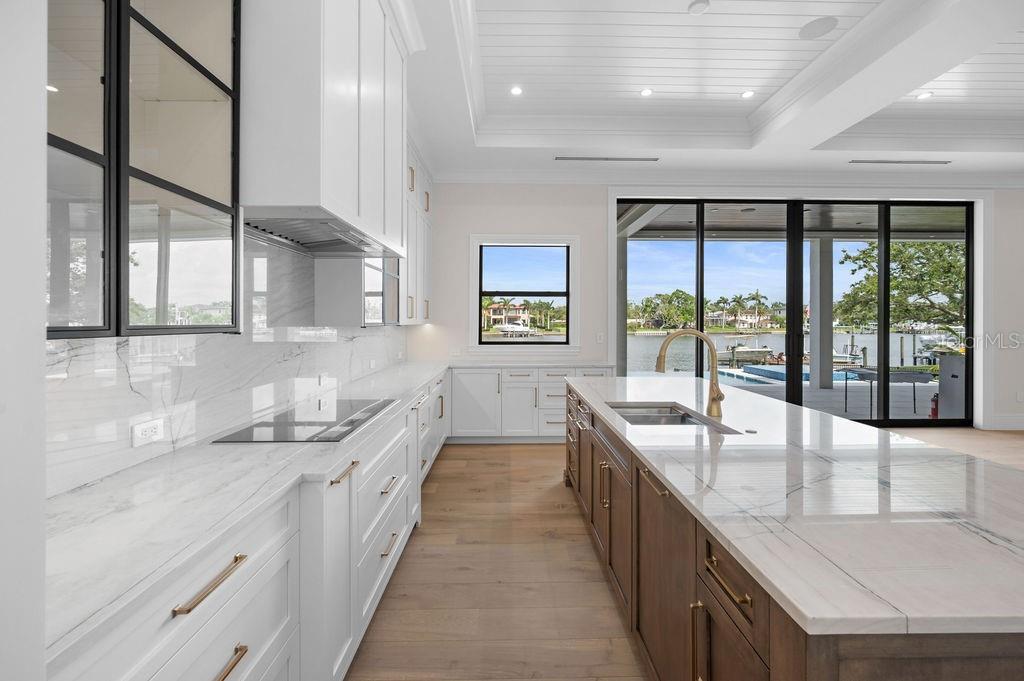 A4592737 Property Photo