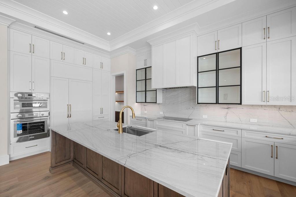 A4592737 Property Photo