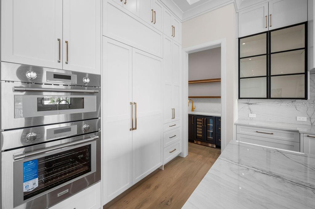 A4592737 Property Photo