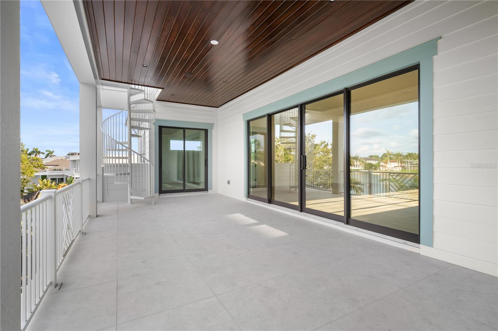 A4592737 Property Photo