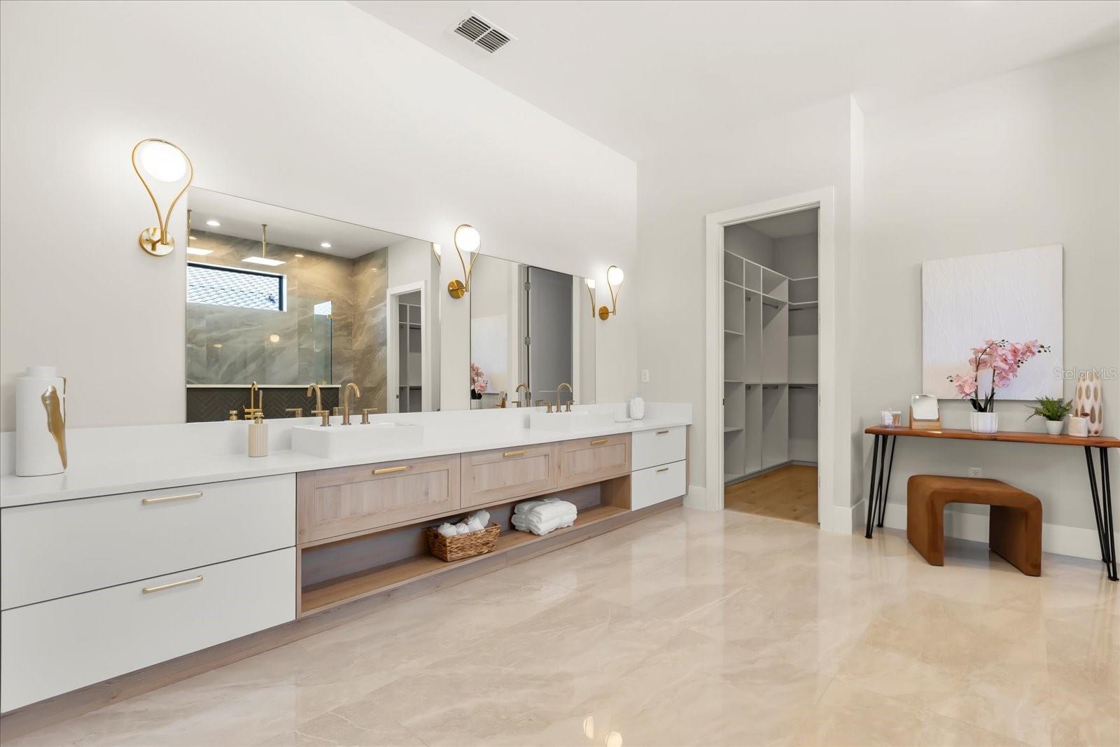 G5076525 Property Photo