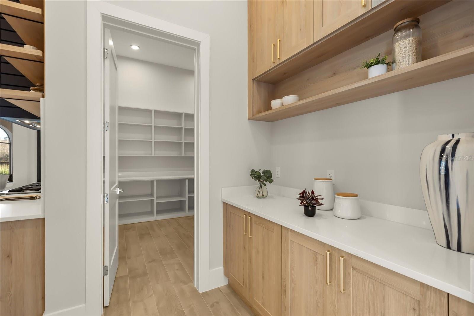 G5076525 Property Photo