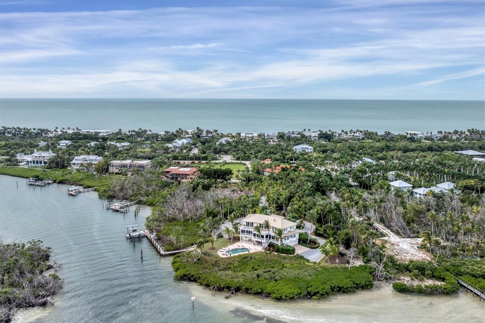 D6133862 Property Photo